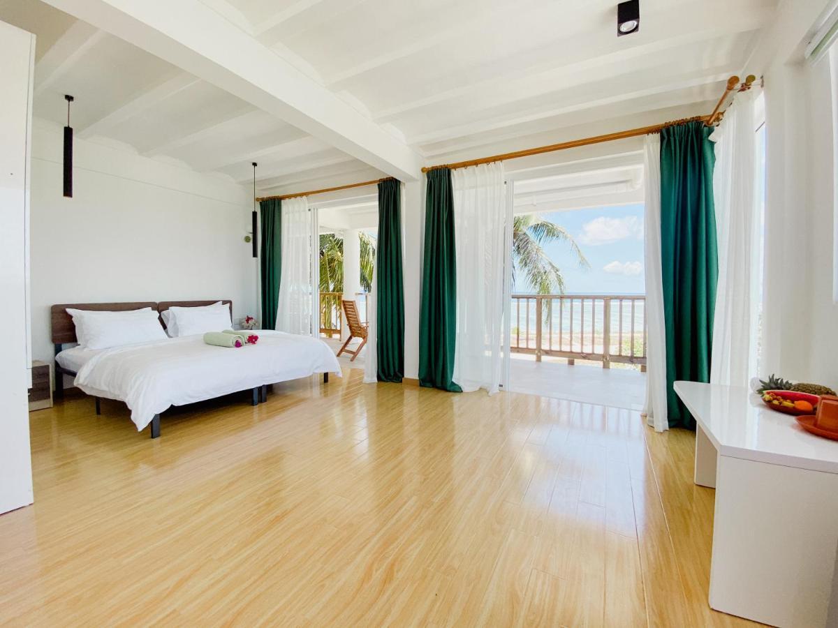 Coral Inn Thulusdhoo ภายนอก รูปภาพ