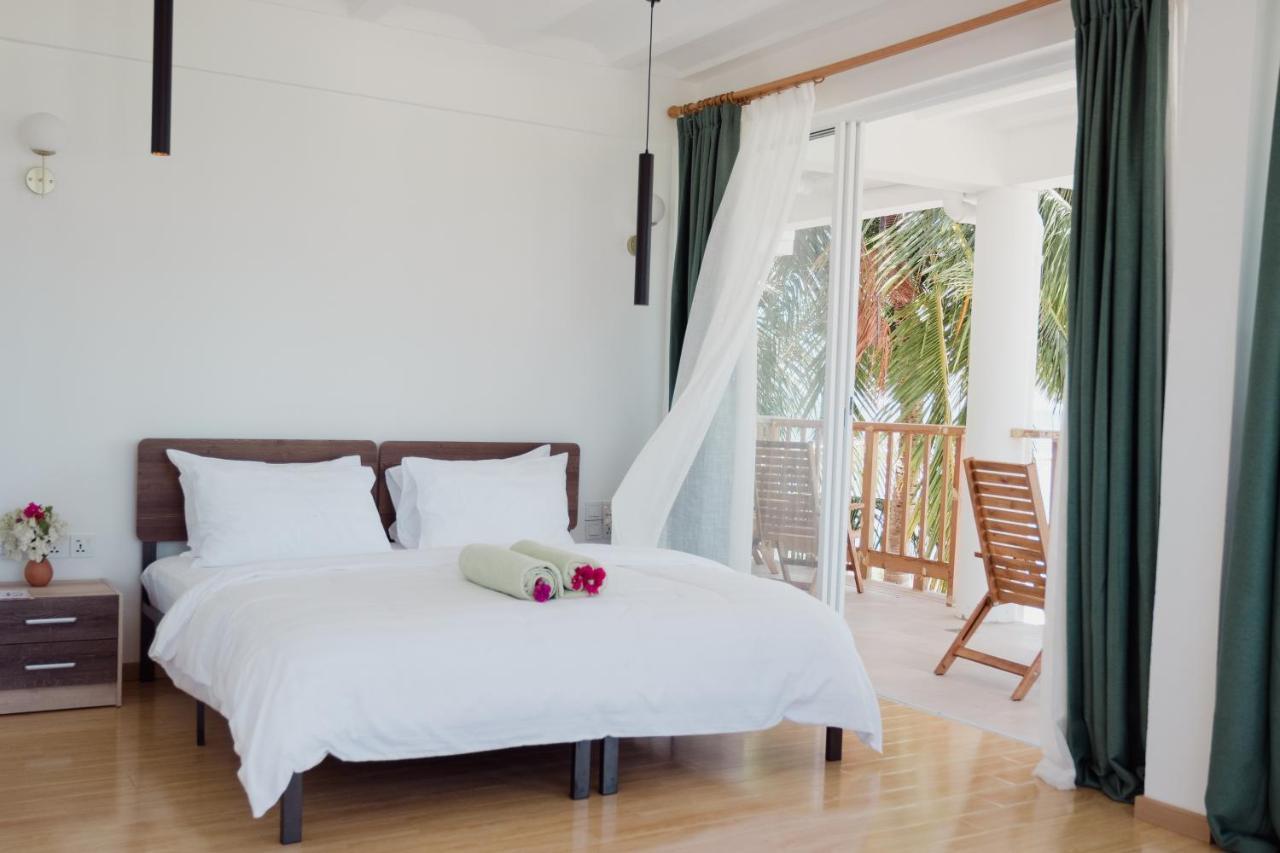 Coral Inn Thulusdhoo ภายนอก รูปภาพ