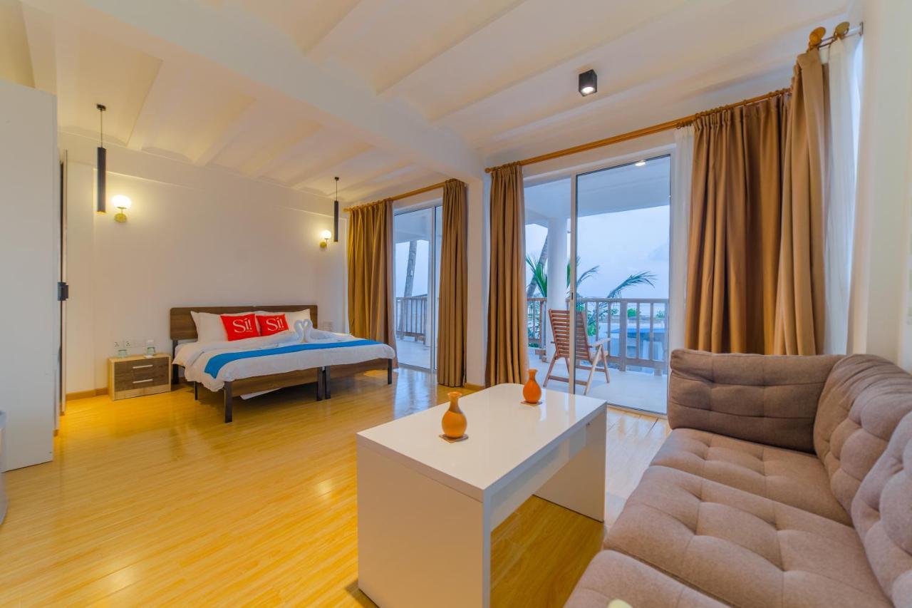 Coral Inn Thulusdhoo ภายนอก รูปภาพ