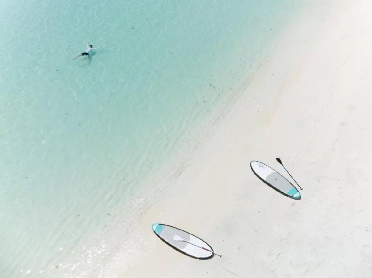 Coral Inn Thulusdhoo ภายนอก รูปภาพ