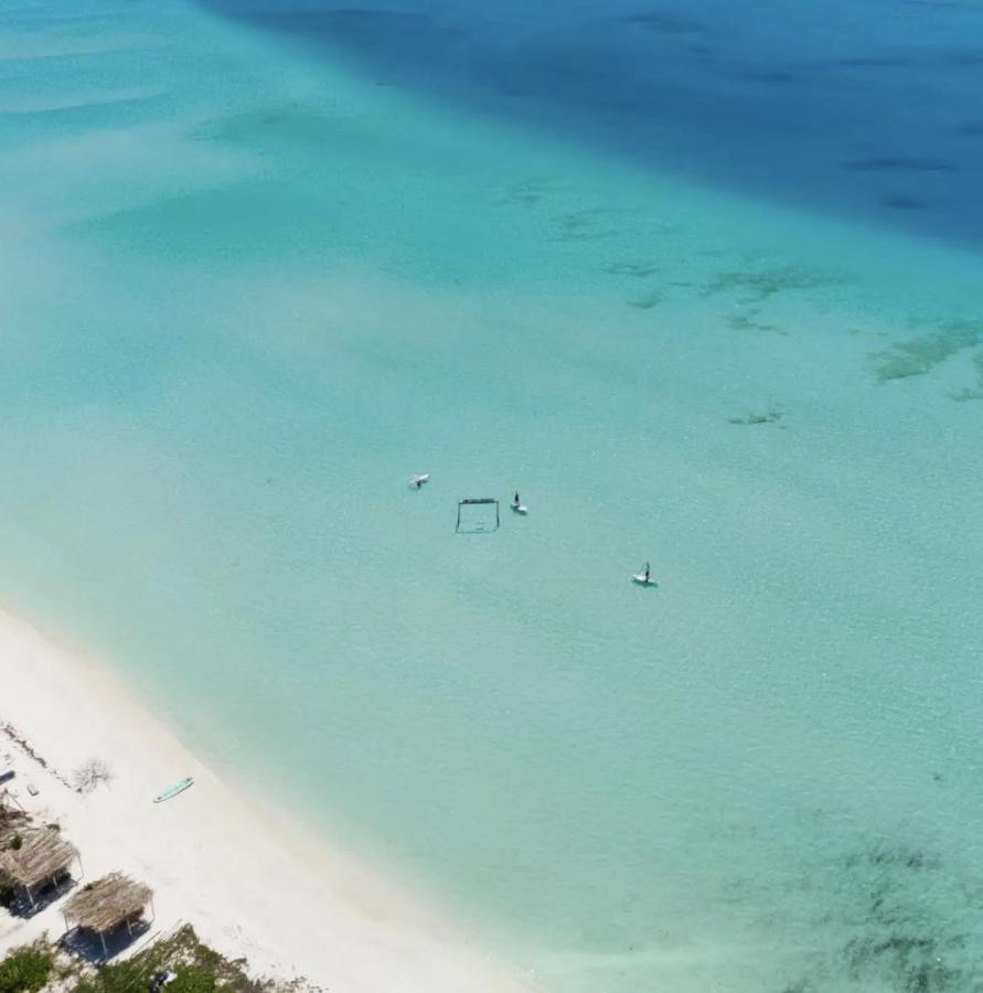 Coral Inn Thulusdhoo ภายนอก รูปภาพ
