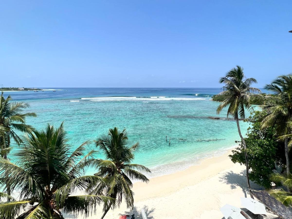 Coral Inn Thulusdhoo ภายนอก รูปภาพ