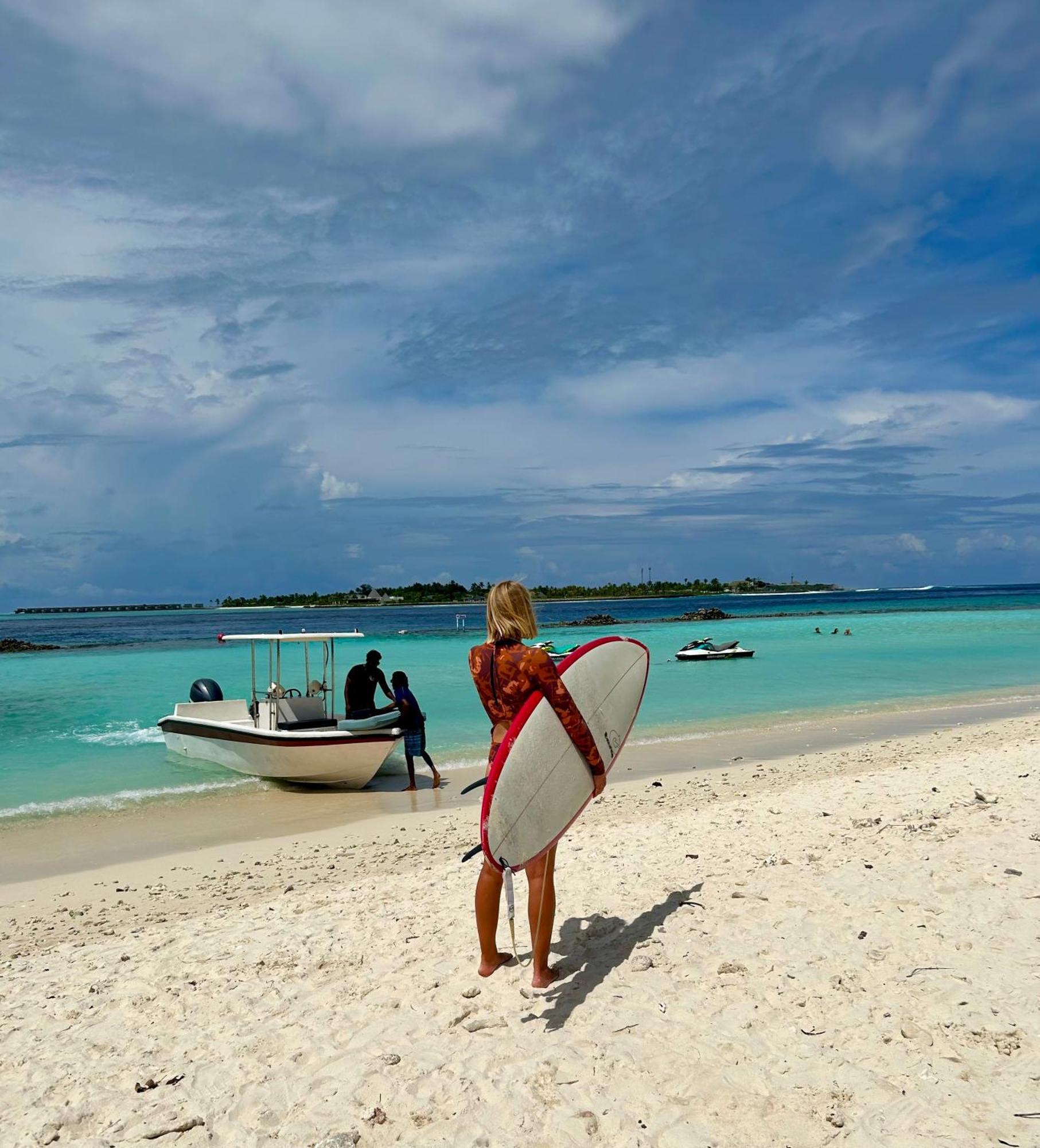 Coral Inn Thulusdhoo ภายนอก รูปภาพ