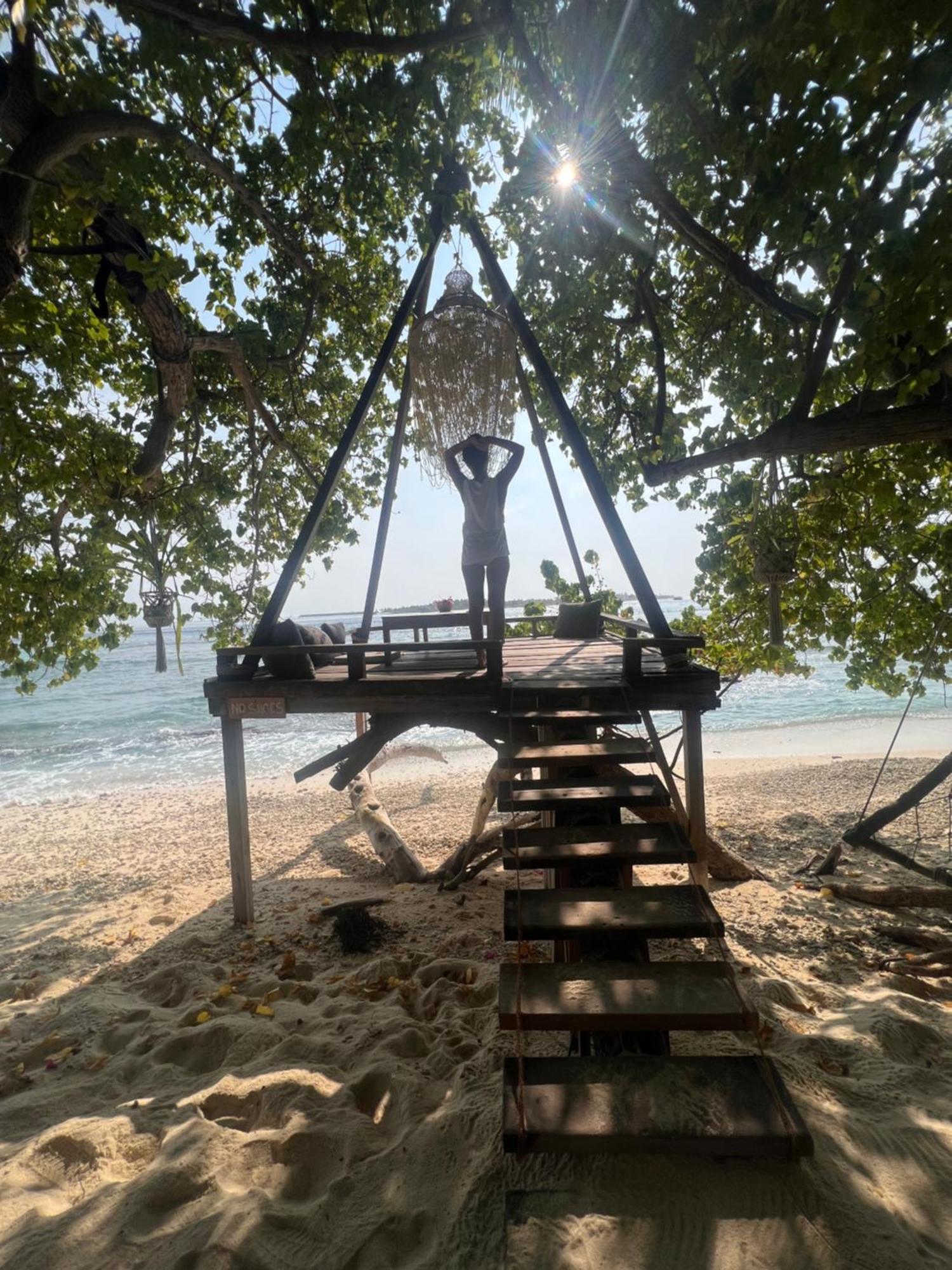 Coral Inn Thulusdhoo ภายนอก รูปภาพ