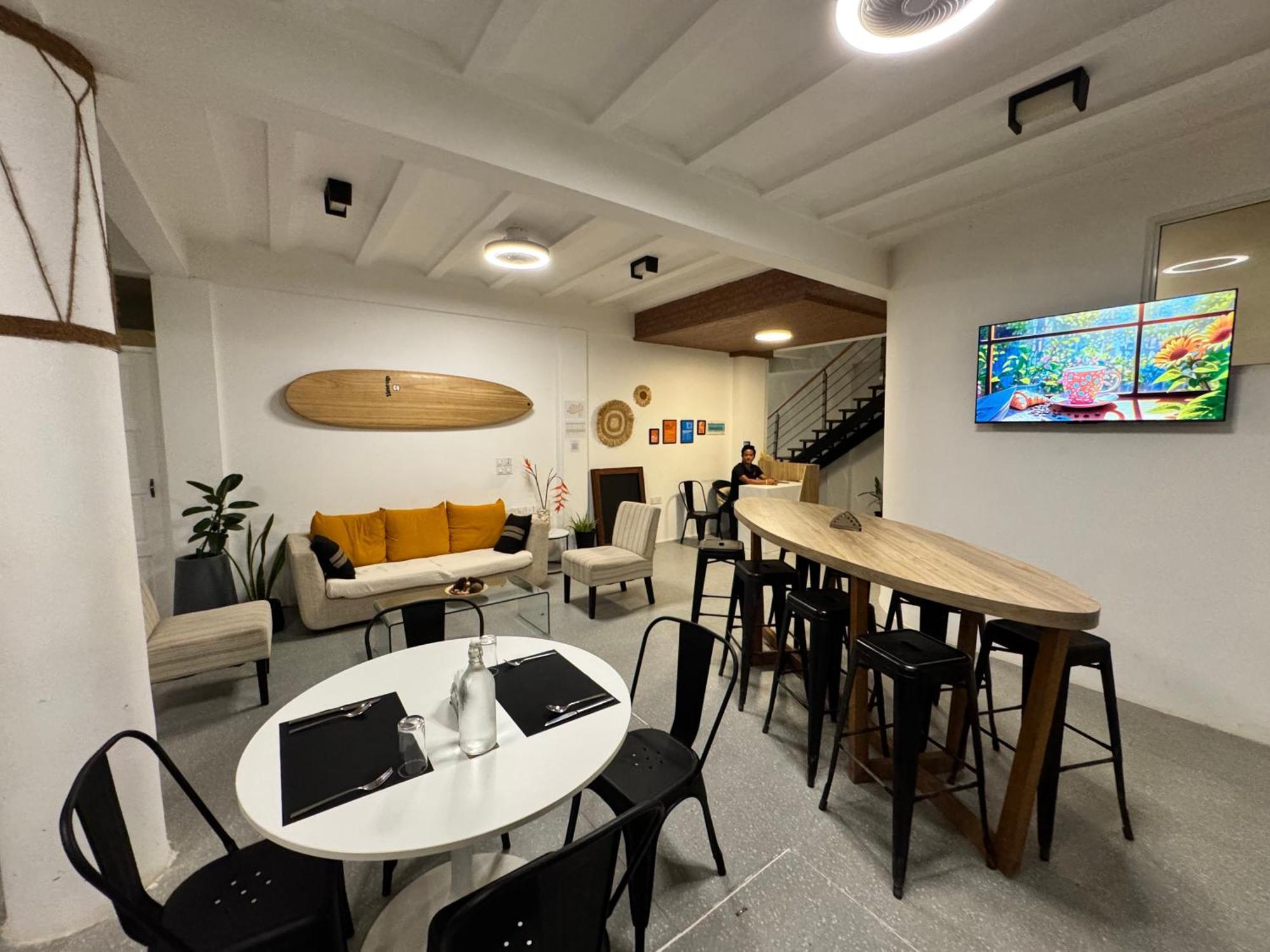 Coral Inn Thulusdhoo ภายนอก รูปภาพ